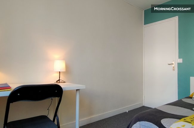 Appartement spacieux proche métro