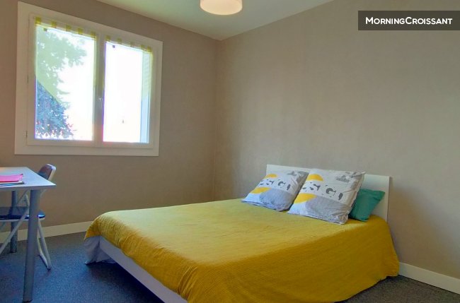 Appartement spacieux proche métro