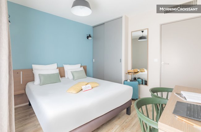 Beau studio avec services hôteliers