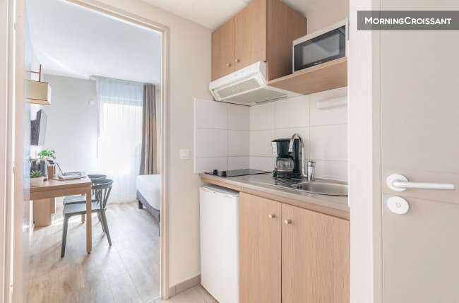 Beau studio avec services hôteliers
