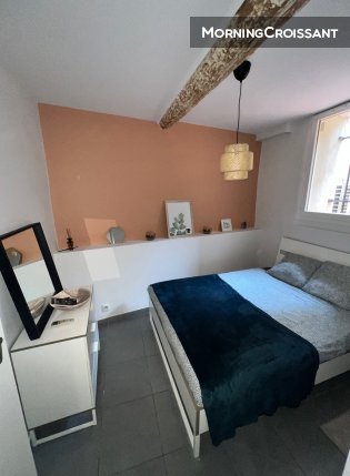 Appt au PANIER T2 Rdc+ Cours Privée