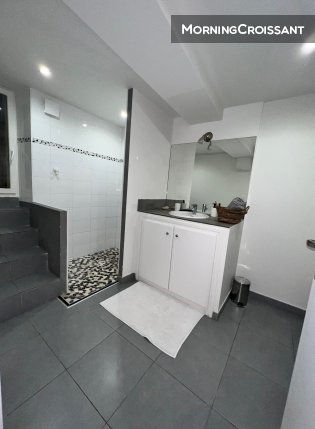 Appt au PANIER T2 Rdc+ Cours Privée