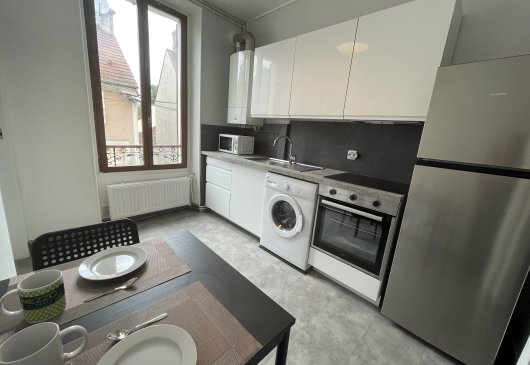 Bright apartment * In city center