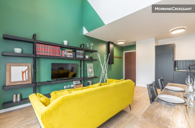 Appart lumineux 2 ch balcon parking