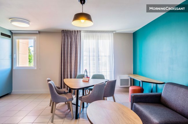 Beau T3 avec services hôteliers
