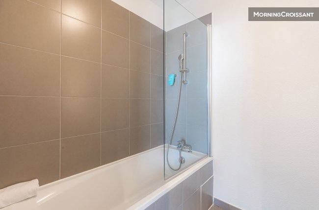 Beau T3 avec services hôteliers