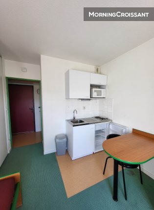 Studio calme St Etienne