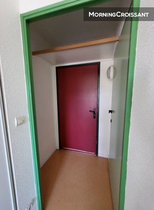 Studio calme St Etienne
