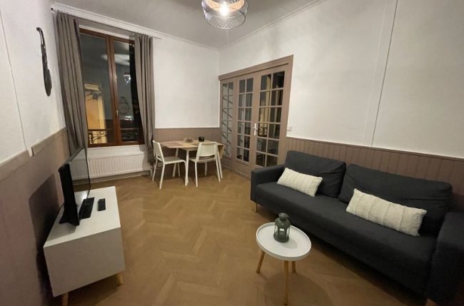 Bright apartment * In city center
