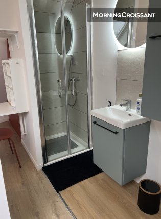 Studio cosy sous les toits