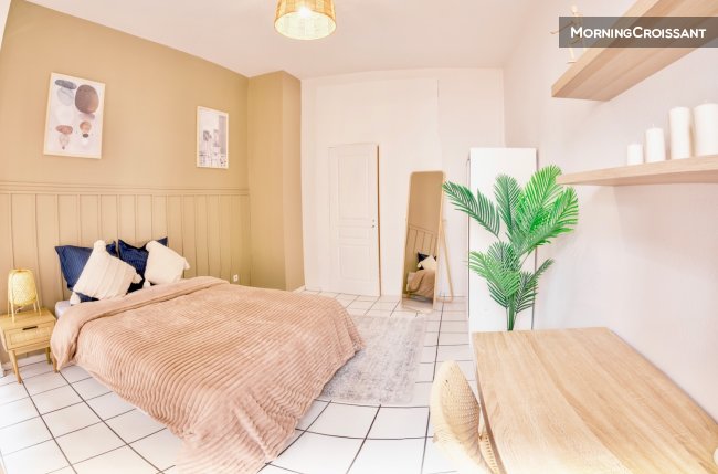 Lumineuse chambre de 14 m² - ST85