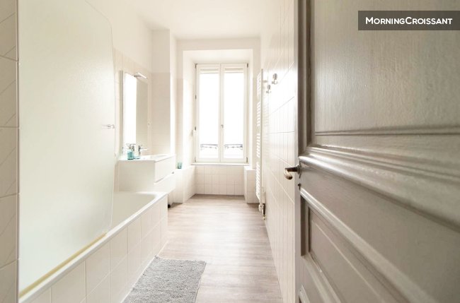 Grande chambre de 17 m² - ST90
