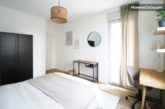 Chambre de 15 m² à ST83
