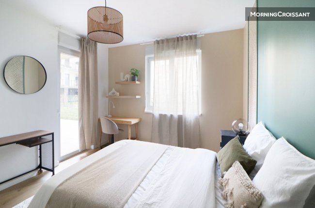 Chambre de 15 m² à ST83