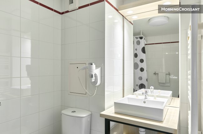 Studio meublé triple en résidence