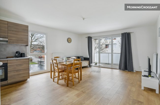 chic apart with terrace and parking