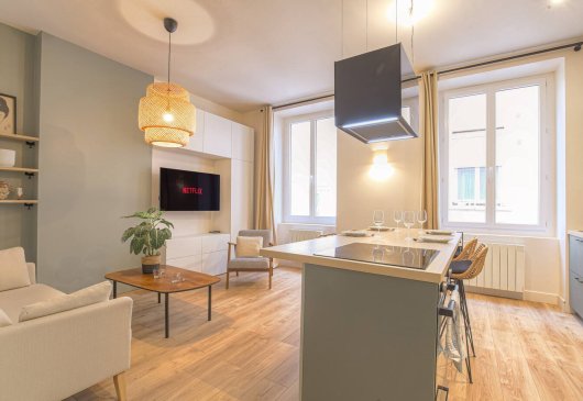 Design et Chaleureux proche Bourse