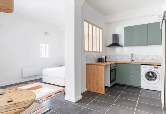 Grand Studio rénové de 35m2