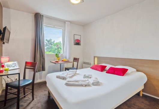 Beau studio avec services hôteliers
