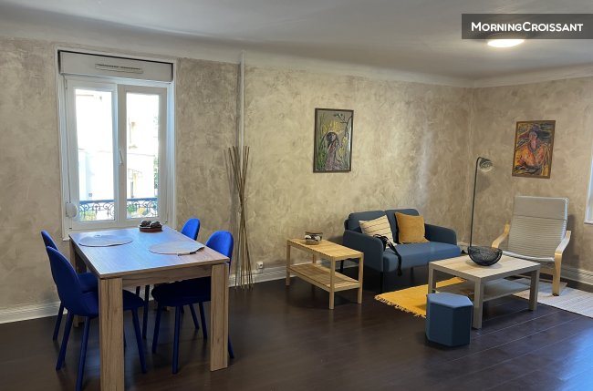 Cozy, proche Uni, centre, au calme