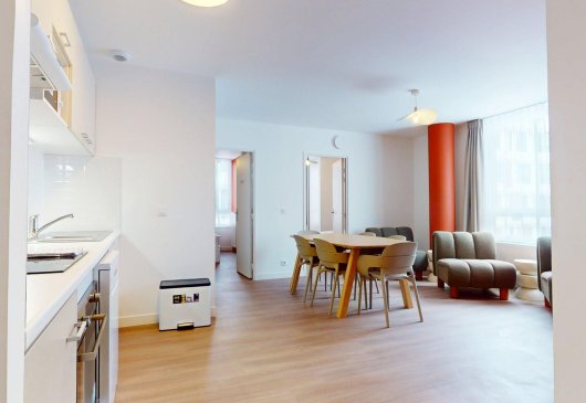 Chambre en colocation dans un T7