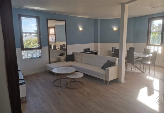 Espace de travail – grand logement