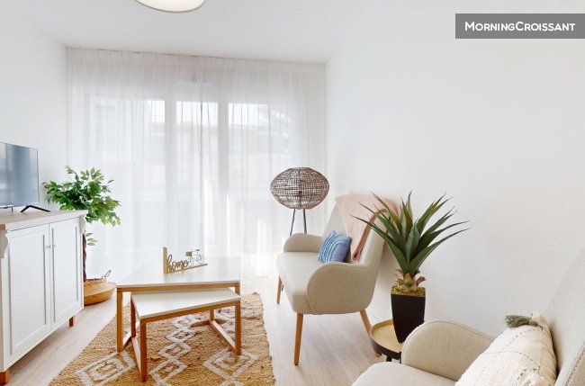 Très grand T1 bis proche du centre