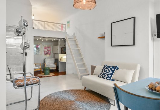 Studio cours Julien avec Terrasse