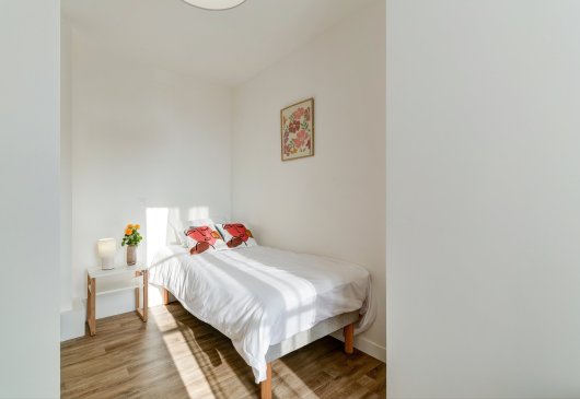 Très beau studio roche centre