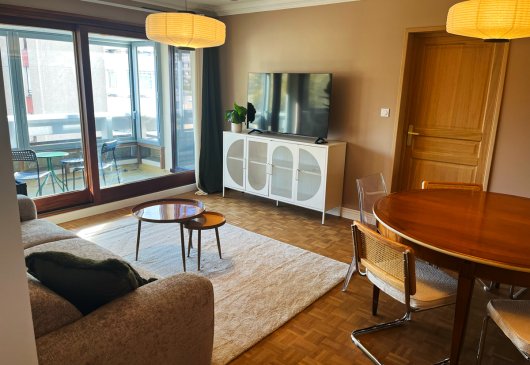 Grand T4 rénové - 3 ch, parking