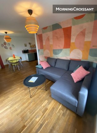 Vinyle Club • Appartement rétro 70’