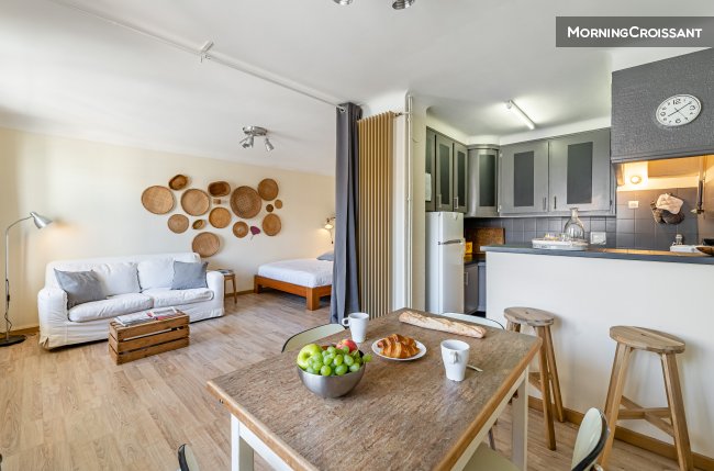 Grand, calme, balcon, plage à 50m