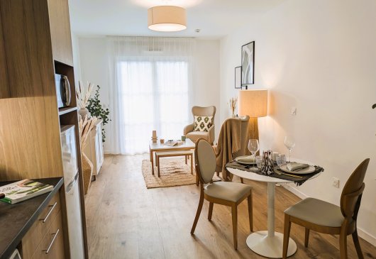 Studio neuf avec services