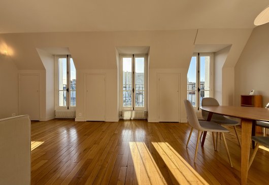 Charmant appartement vue Invalides