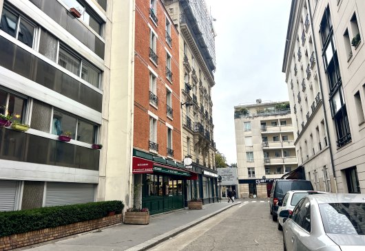 Pour étudiants et pro uniquement