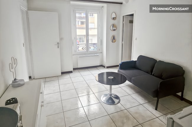 Deux pièces métro Quatre Chemins