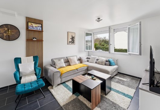 Chic house with a master suite