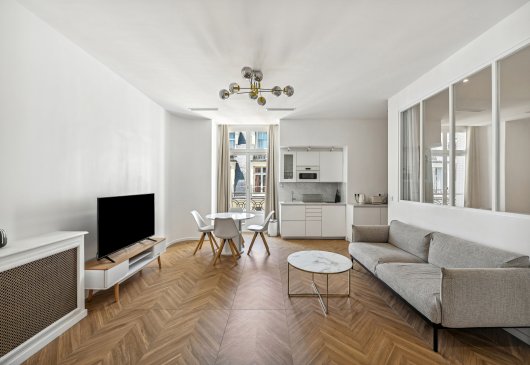 Champs-Elysées appartement cosy