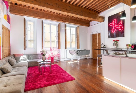 Au coeur du vieux Lyon, Tour rose