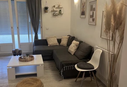 Logement meublé Saint Anne parking