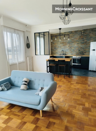 Appartement lumineux au coeur Bécon