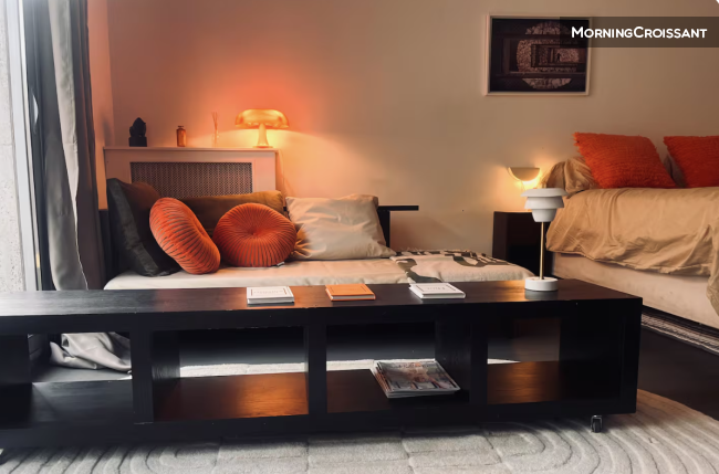 Large studio w. balcony & kids room