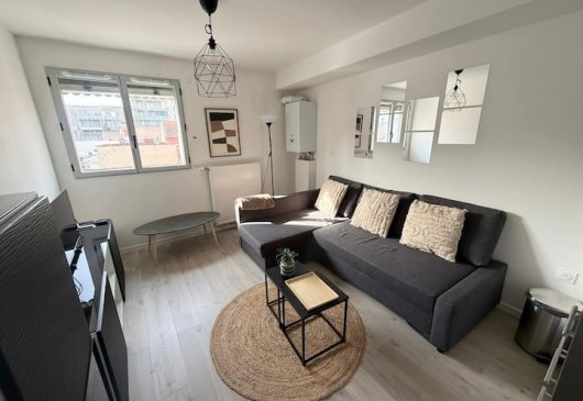 Studio centre-ville Oullins/métro