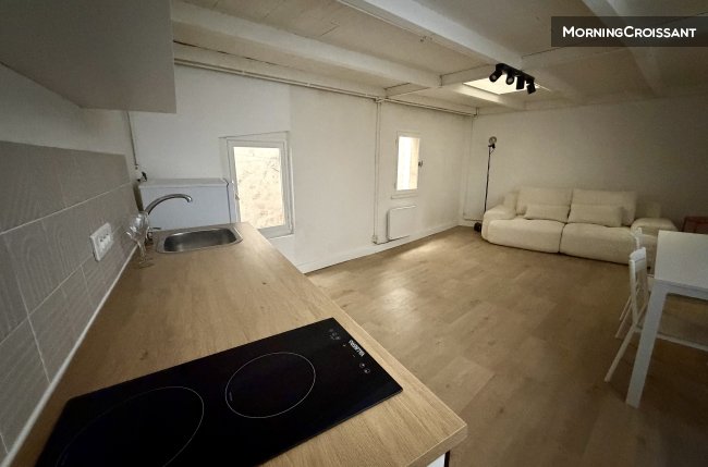 Duplex meublé climatisé – 2 chbres