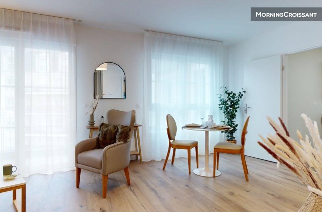 Studio neuf avec services