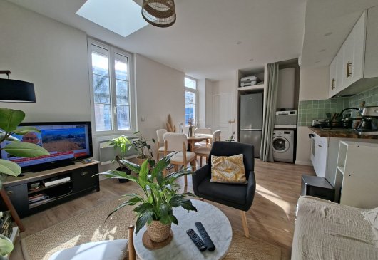 Maisonnette avec cour privative