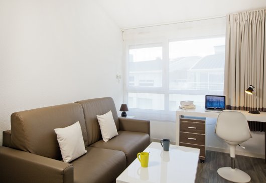 Studio en résidence équipé Tours