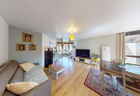 Duplex Hyper Centre Enghien