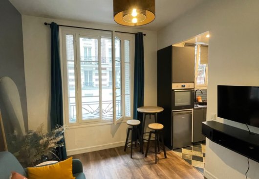 Studio moderne et rénové