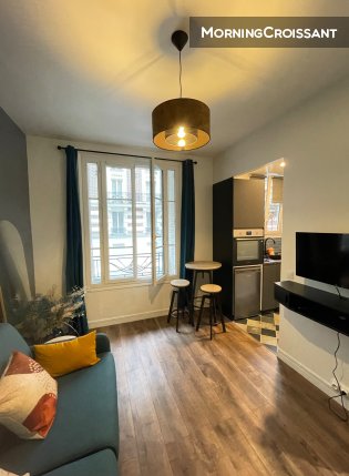 Studio moderne et rénové